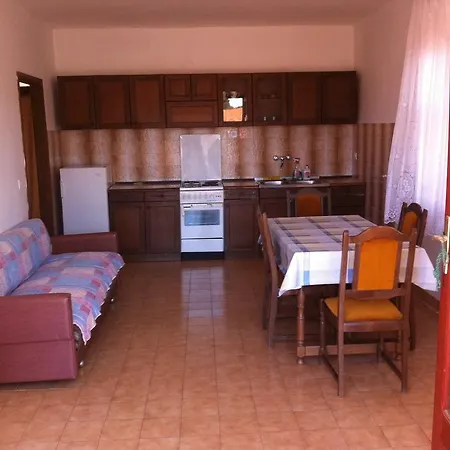 Apartment Cvita Tisno